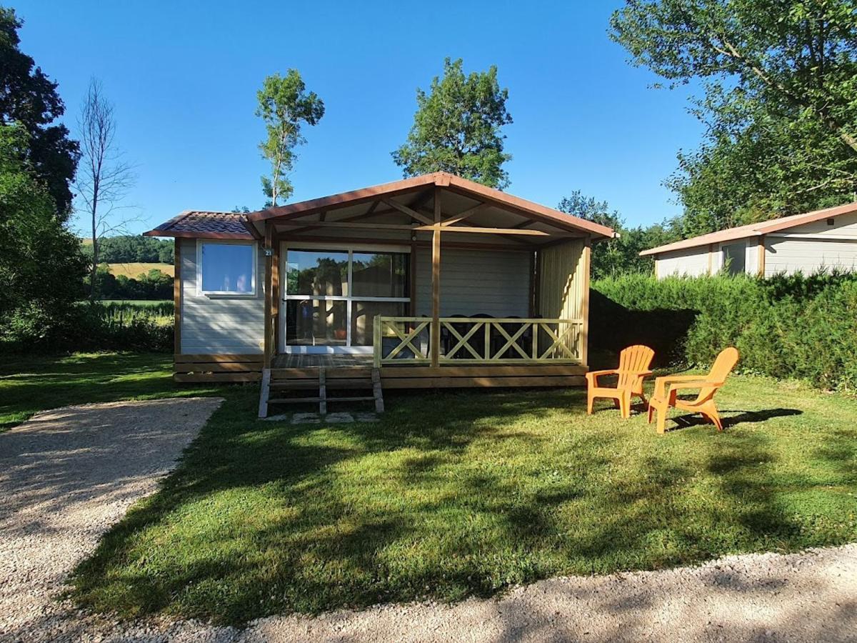 Camping Familial Paisible Avec Piscine, Mobil Home , Chalet, Studio & Emplacement Nue Casties-Labrande Εξωτερικό φωτογραφία