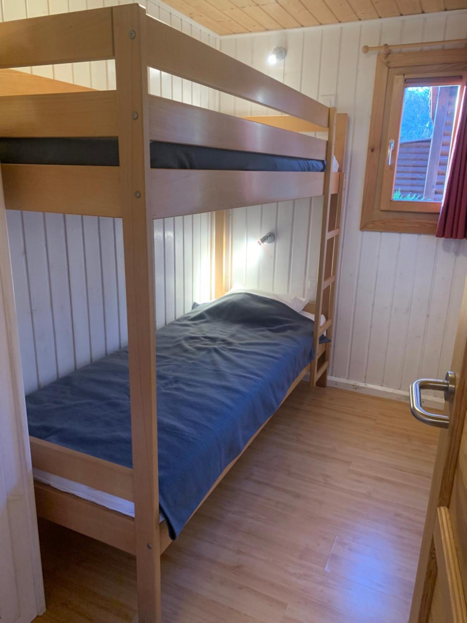 Camping Familial Paisible Avec Piscine, Mobil Home , Chalet, Studio & Emplacement Nue Casties-Labrande Εξωτερικό φωτογραφία