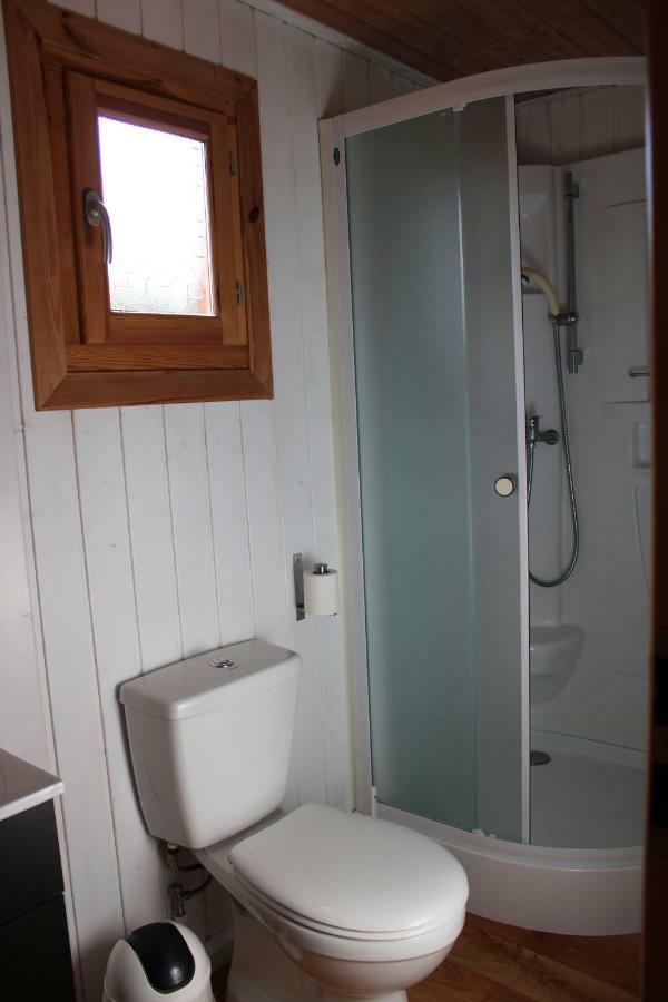Camping Familial Paisible Avec Piscine, Mobil Home , Chalet, Studio & Emplacement Nue Casties-Labrande Εξωτερικό φωτογραφία